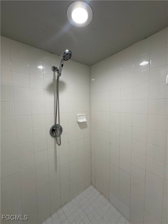 Building Photo - 1405 SW 10th St