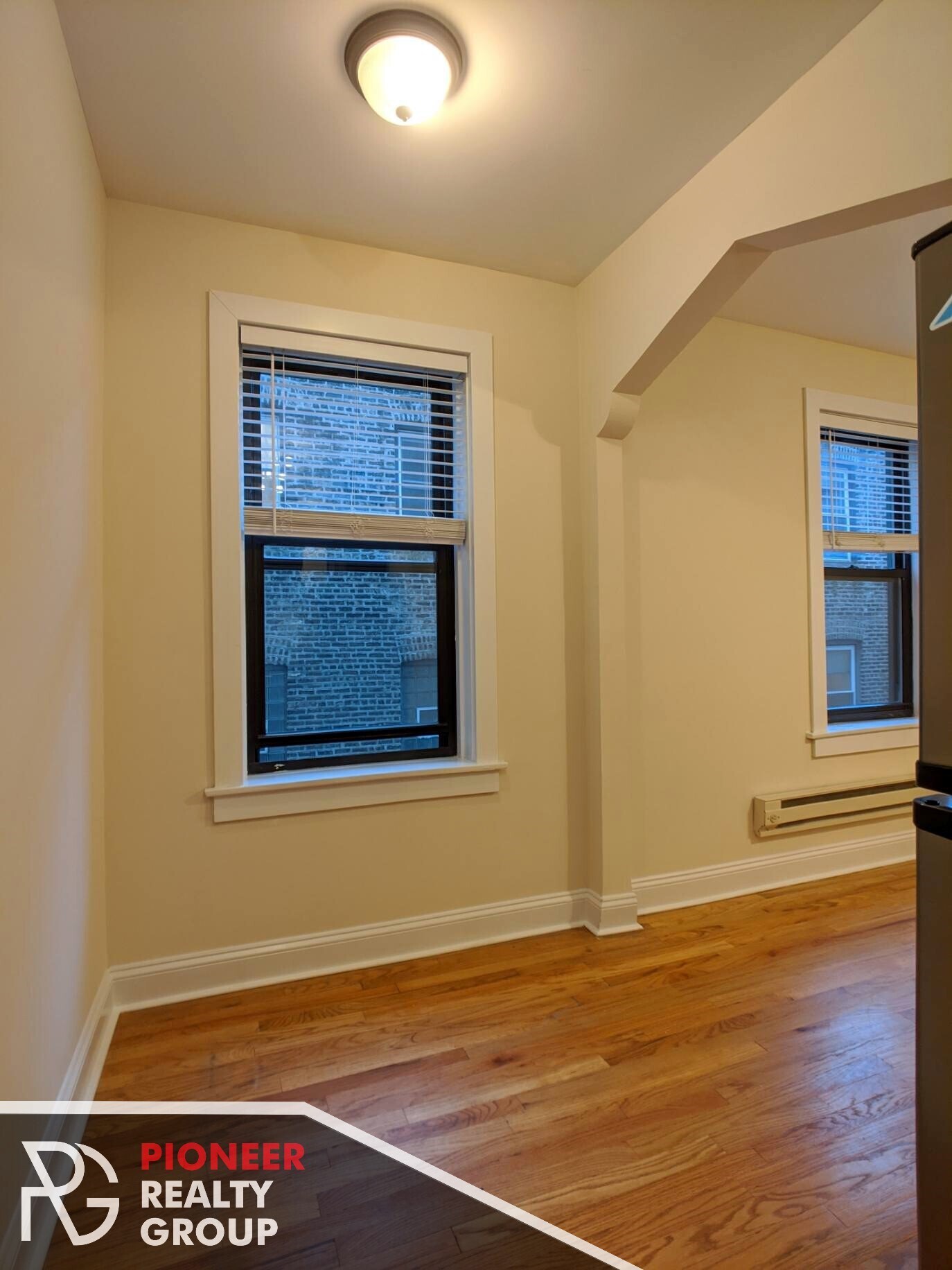 Building Photo - 618 W Patterson Ave