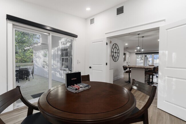 Building Photo - 1821 Jackson Bluff Rd