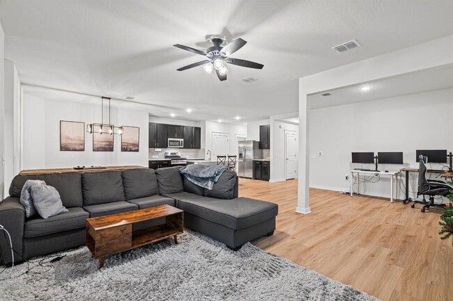 Building Photo - 7619 Grenadine Bloom Bnd