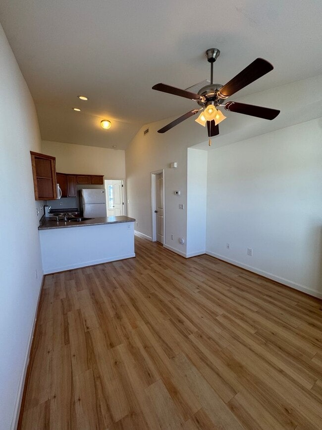 Building Photo - 914 Brawley School Rd