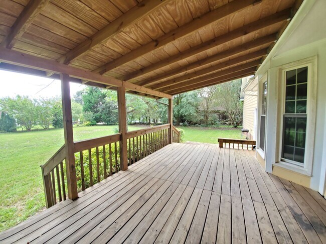 Building Photo - 3508 Gowan Ln