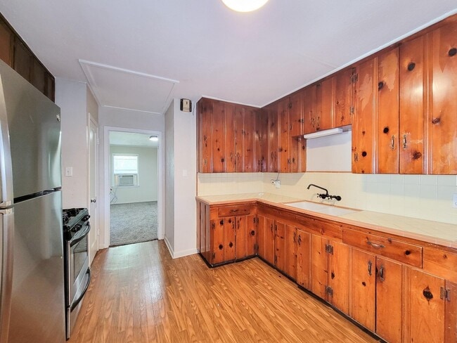 Building Photo - 1107 Milam St