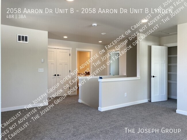 Building Photo - 2058 Aaron Dr