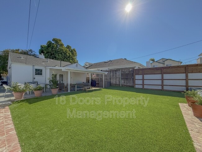 Building Photo - 254 G Ave