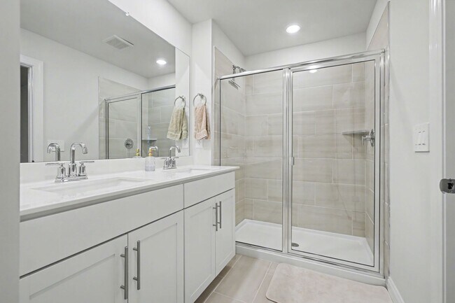 Building Photo - 3 BED 2.5 BATH TOWNHOME ON THE WEST SIDE OF LEBANON!