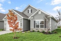 Building Photo - 539 Darliene Dr