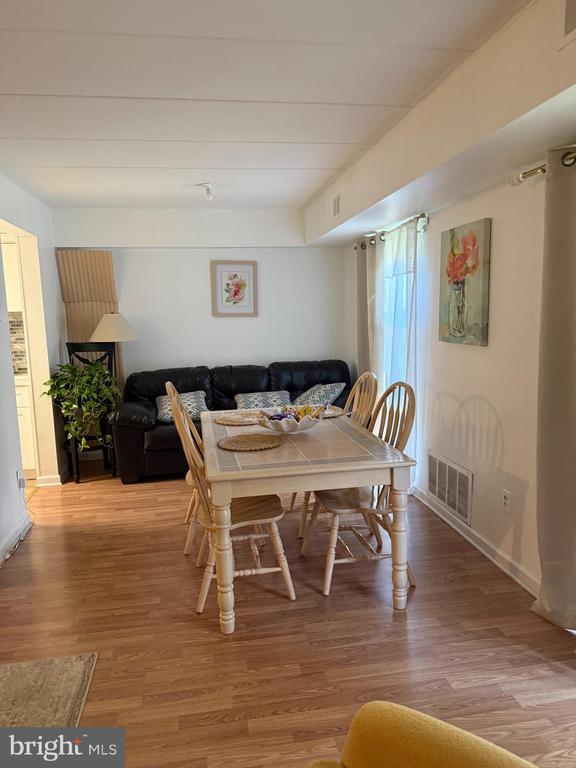 Building Photo - 2628 Welsh Rd