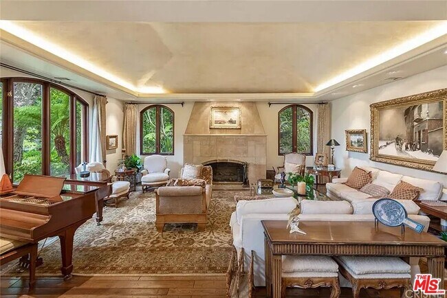 Building Photo - 6005 William Bent Rd