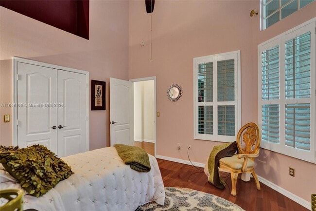 Building Photo - 1632 SW Harbour Isles Cir