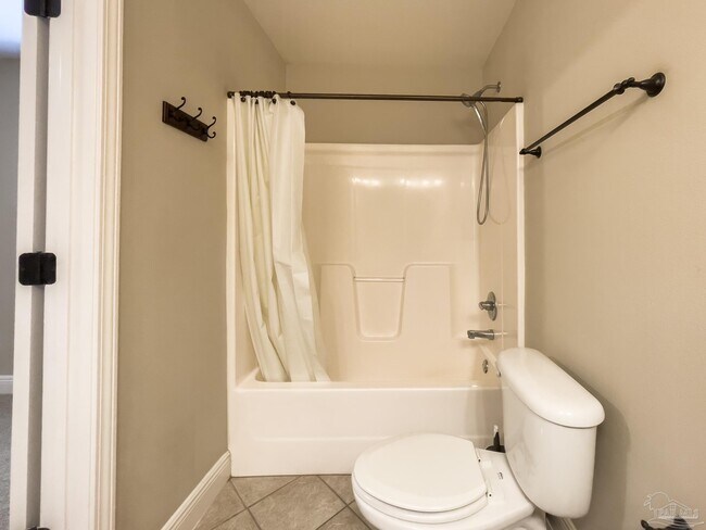 Building Photo - 491 Portside Dr