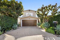 Building Photo - Ocean View Home in Arch Beach Heights