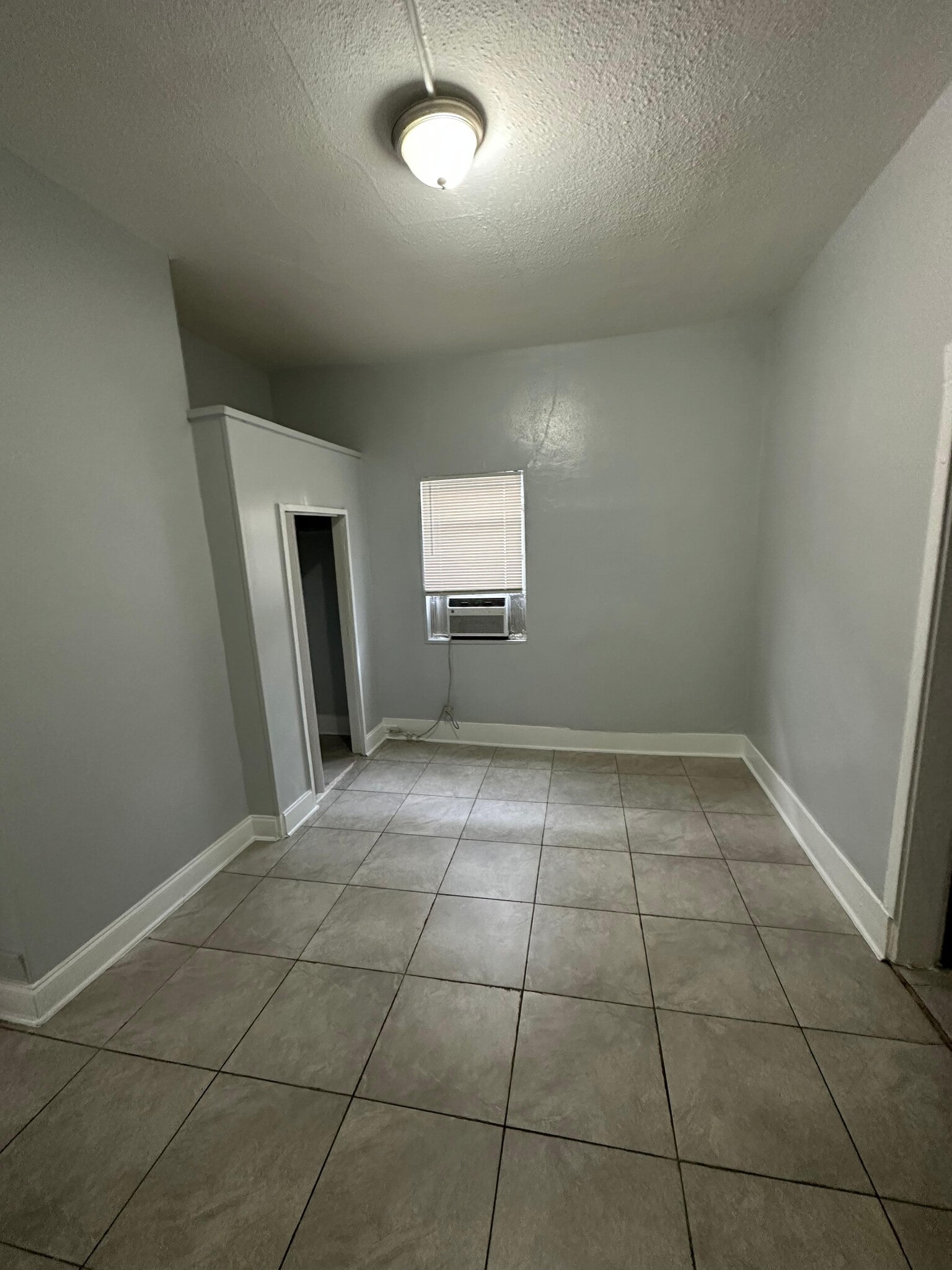 Building Photo - 707 Franklin St