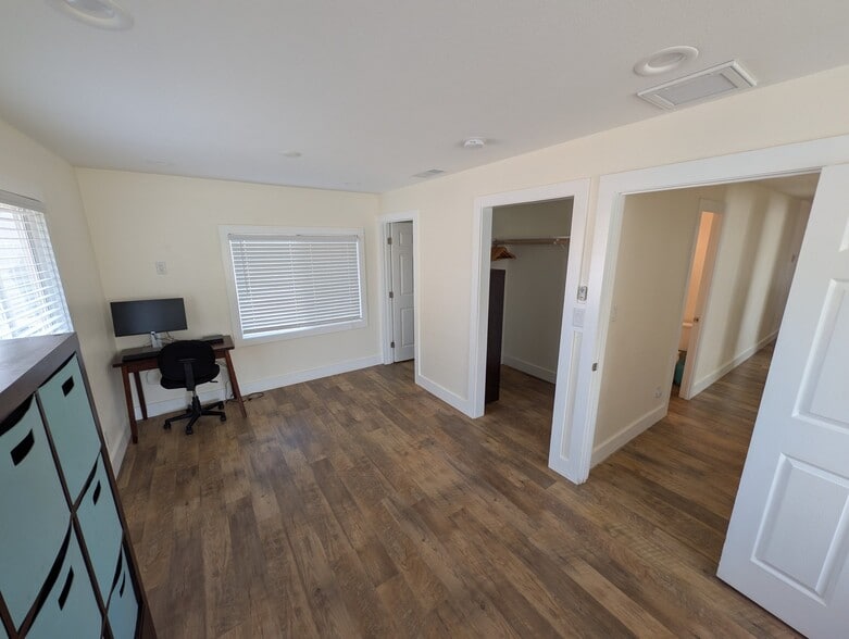 Building Photo - 291 Kaiola Pl