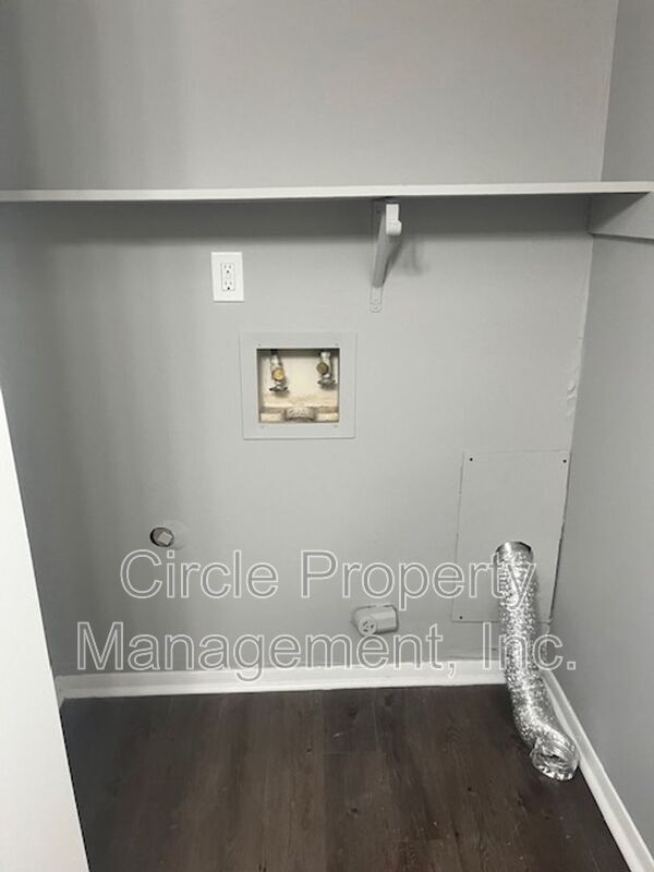 Building Photo - 4010 Hunters Ridge Dr SW