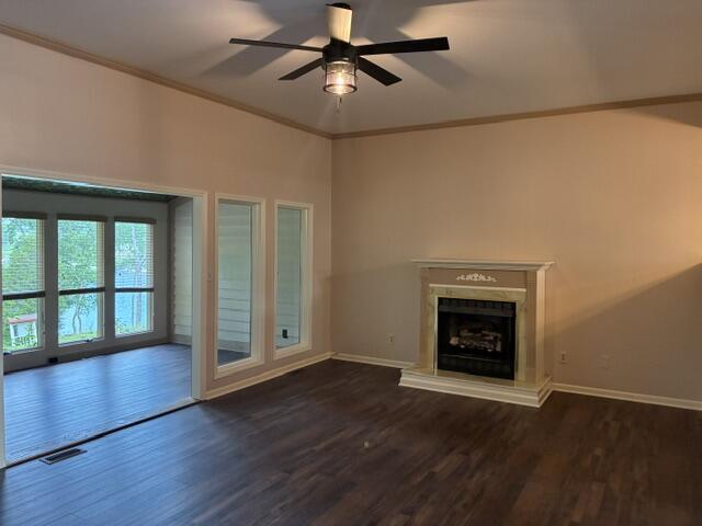 Building Photo - 304 Persimmon Way