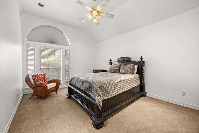 Building Photo - 4757 W Alabama St