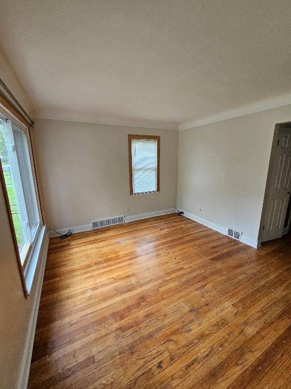 Building Photo - 15712 Evergreen Rd