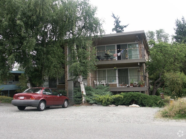 Building Photo - Brady Apartments