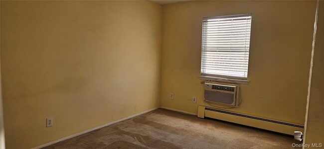 Building Photo - 276 Parkside Dr