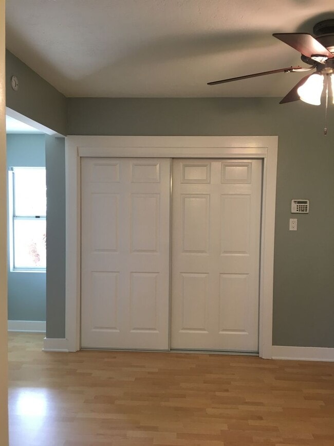 Building Photo - Coming Soon!!! DO NOT DISTURB TENANTS - Available mid May 2026 -