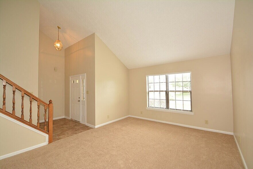 Building Photo - 7733 Maradona Dr S