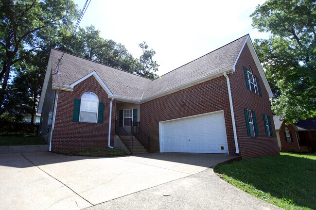Building Photo - 2105 Academy Way