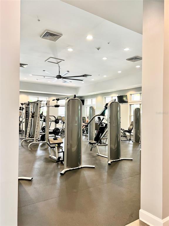 Building Photo - 9330 McLaren Alley