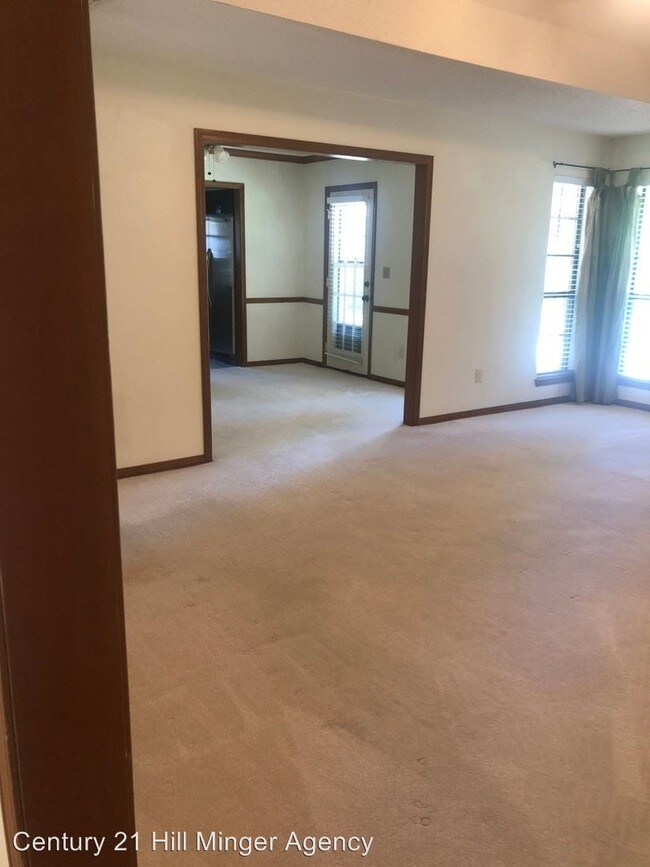 Building Photo - 3 br, 2 bath House - 1234 Whitewood Way