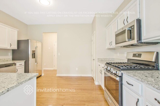 Building Photo - 4221 Lehigh Blvd