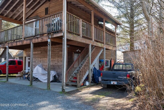 Building Photo - 930 Freeman St