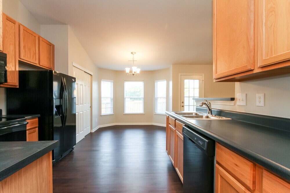 Building Photo - 1115 Wild Ridge Blvd