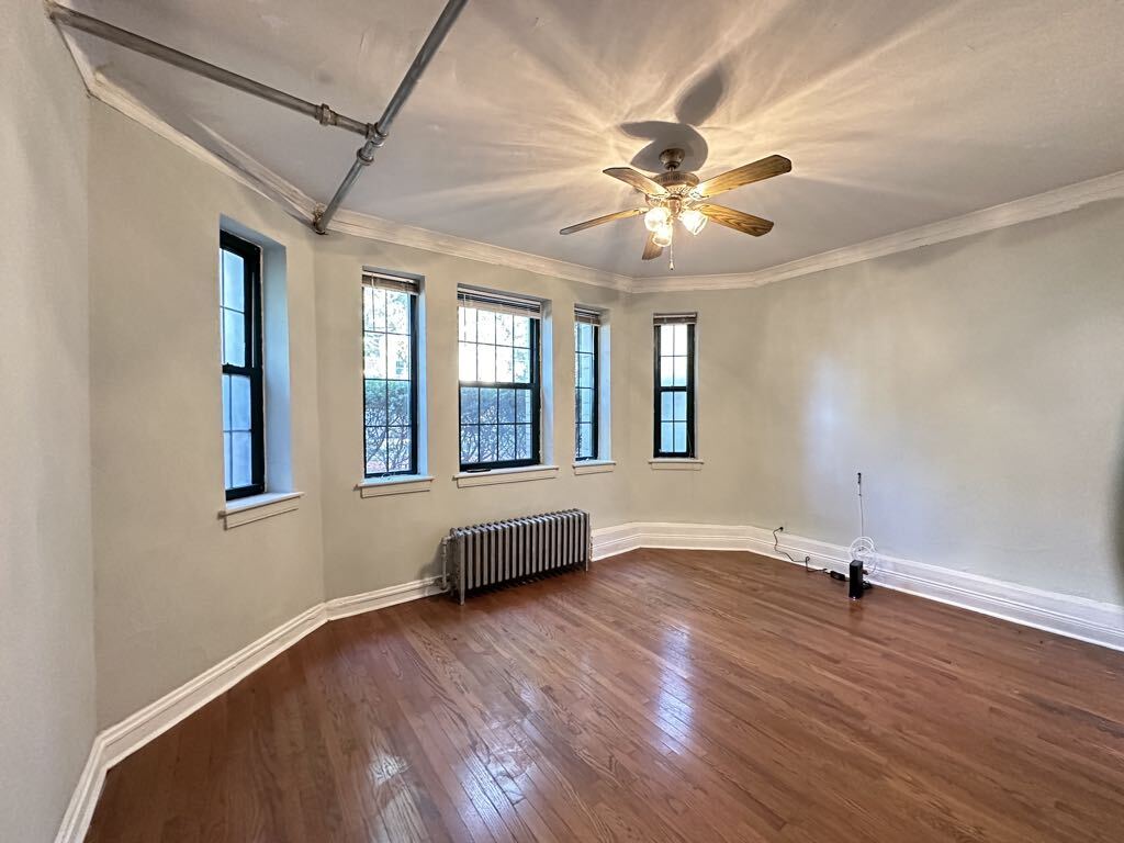 Building Photo - 4646 N Paulina St