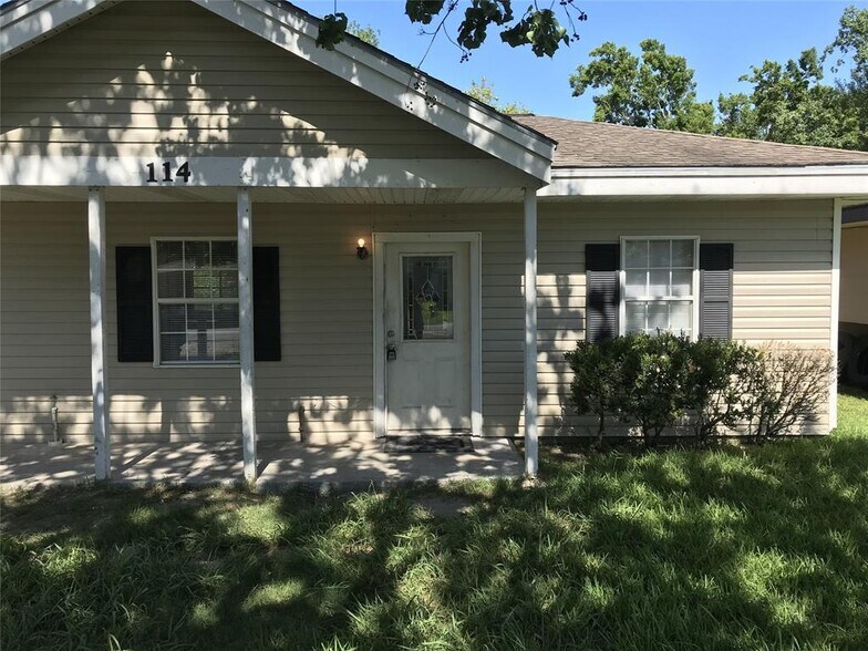 Front porch. - 114 28th St N