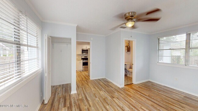 Building Photo - 3313 Myra St