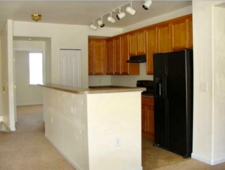 Building Photo - 10336 W 55th Pl