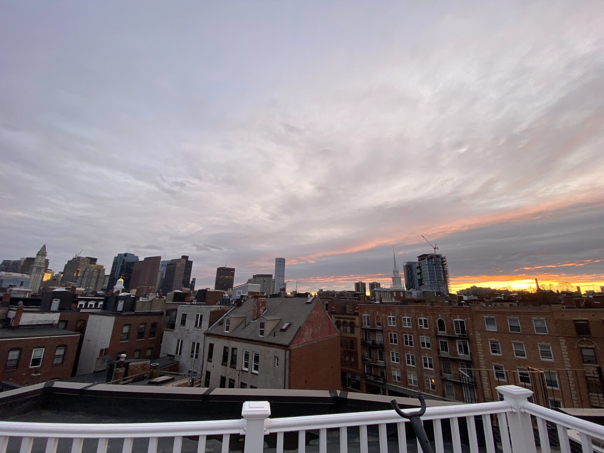 Building Photo - 414 Commercial St