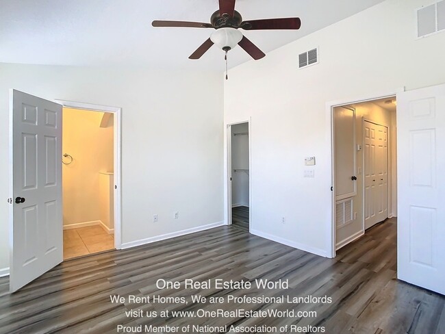 Building Photo - 9155 Hunters Mill Dr