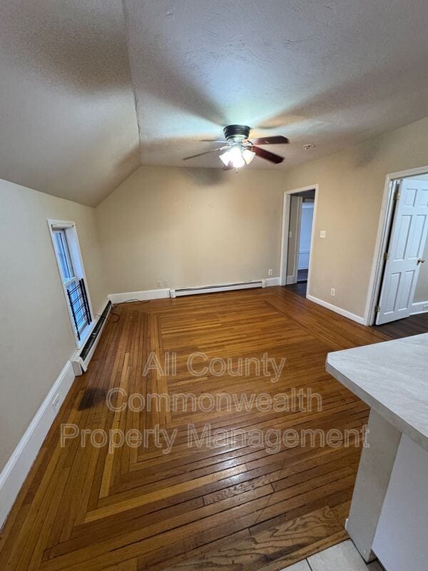 Building Photo - 56 Parker St