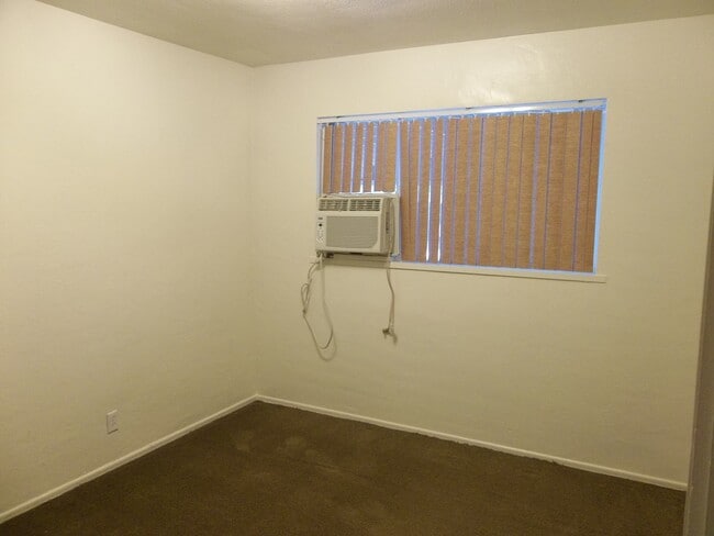 Building Photo - 1 Bedroom 1 Bath