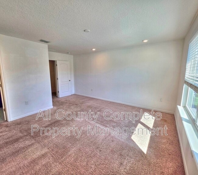 Building Photo - 734 Bent Baum Rd