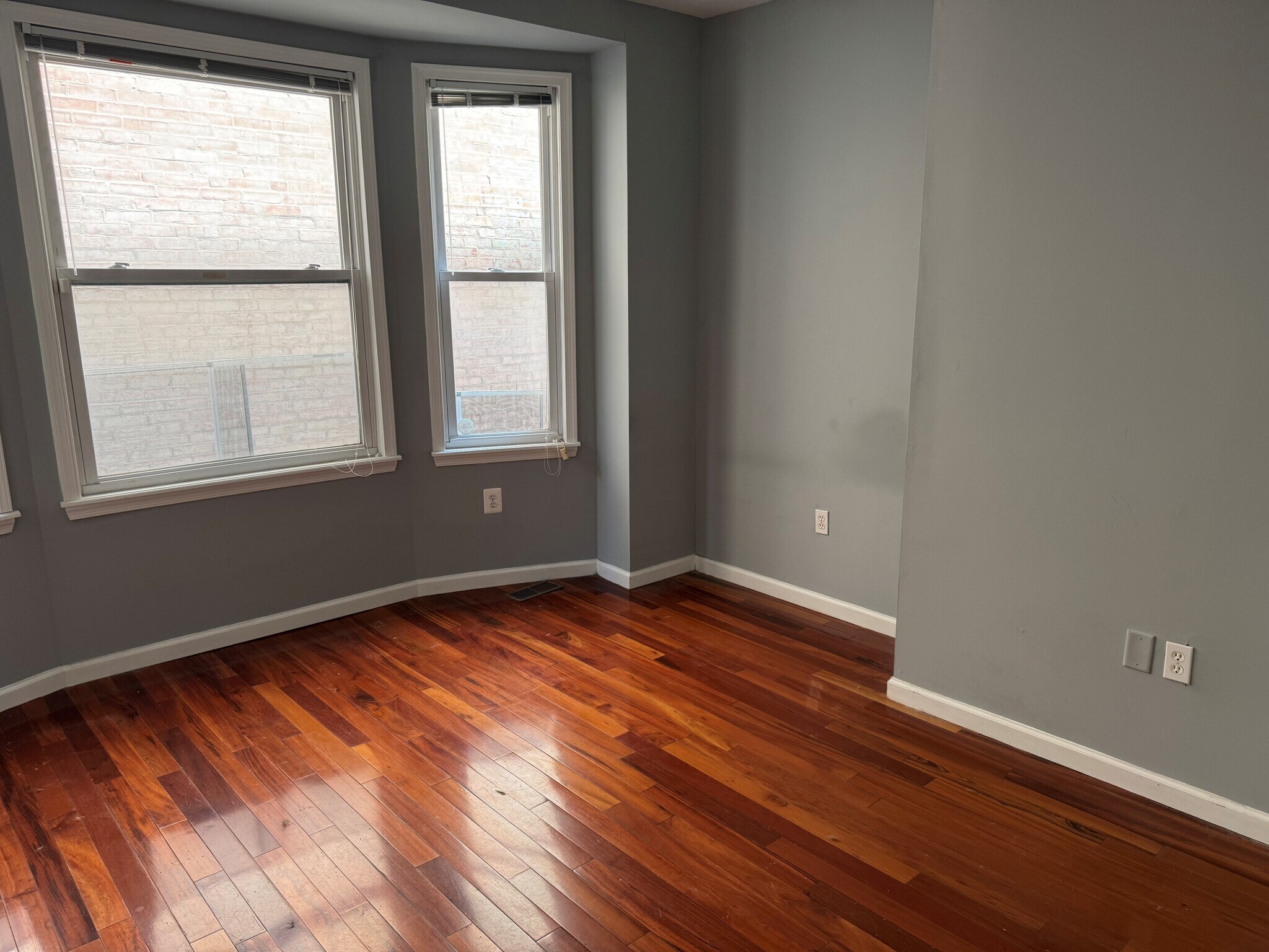 Building Photo - 237 S 46th St