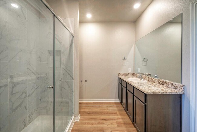 Building Photo - 249 Mount Vernon Way