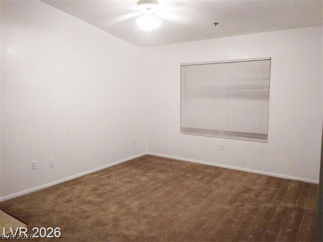Building Photo - 6955 N Durango Dr