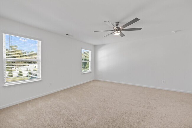 Building Photo - 539 S Lincoln St