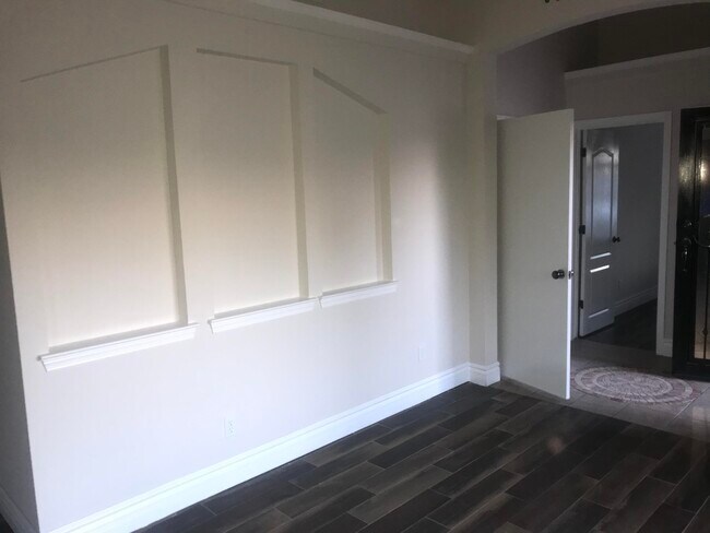 Building Photo - 12720 Lorenzo Frias Ct
