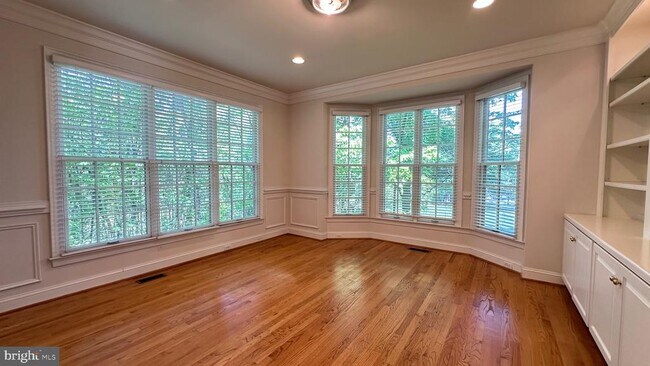 Building Photo - 1354 Lewinsville Mews Ct