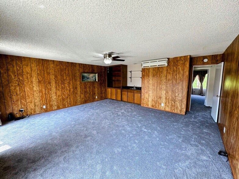 Building Photo - 13029 Semora Dr