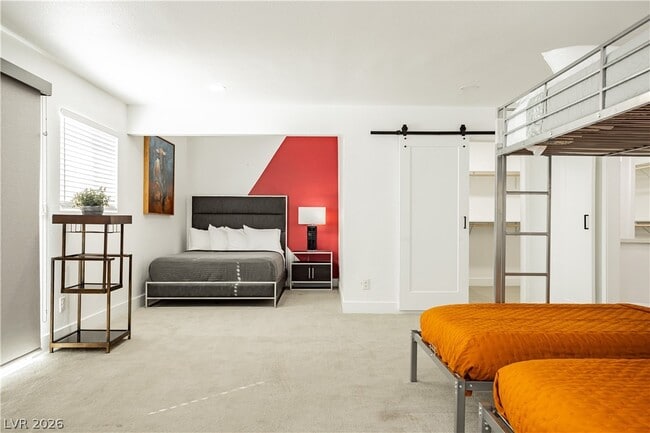 Building Photo - 1913 Birch St