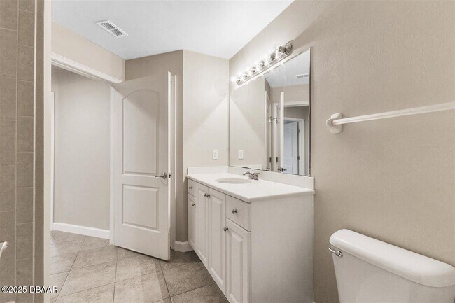 Building Photo - 424 Luna Bella Ln